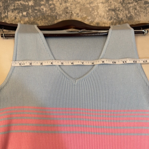 Colorful Sleeveless Maxi Dress - Picture 7 of 8